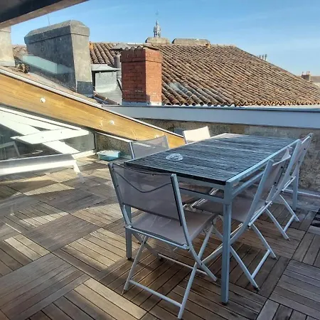 Appartement De Charme, 2 Chambres Avec Terrasse - Bordeaux Centre Бордо