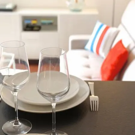 Appartement De Charme, 2 Chambres Avec Terrasse - Bordeaux Centre * Бордо