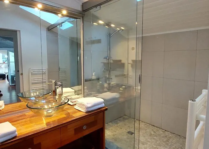 Calme Avec Terrasse - 2 Apartman Bordeaux